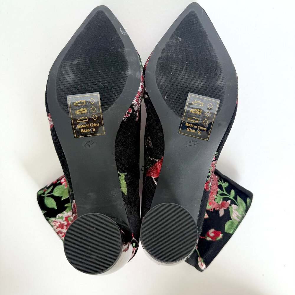 Shoe Republica LA Black Floral Velvet Booties Size 9 - Whimisigoth - Picture 7 of 9